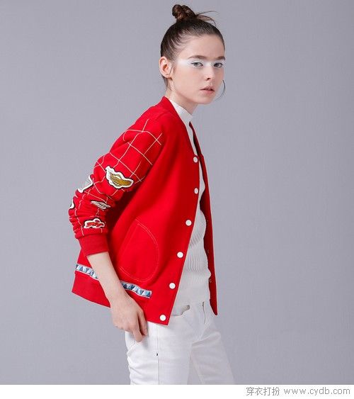 秋日必Buy棒球衫，最I(lǐng)N的經(jīng)典時尚